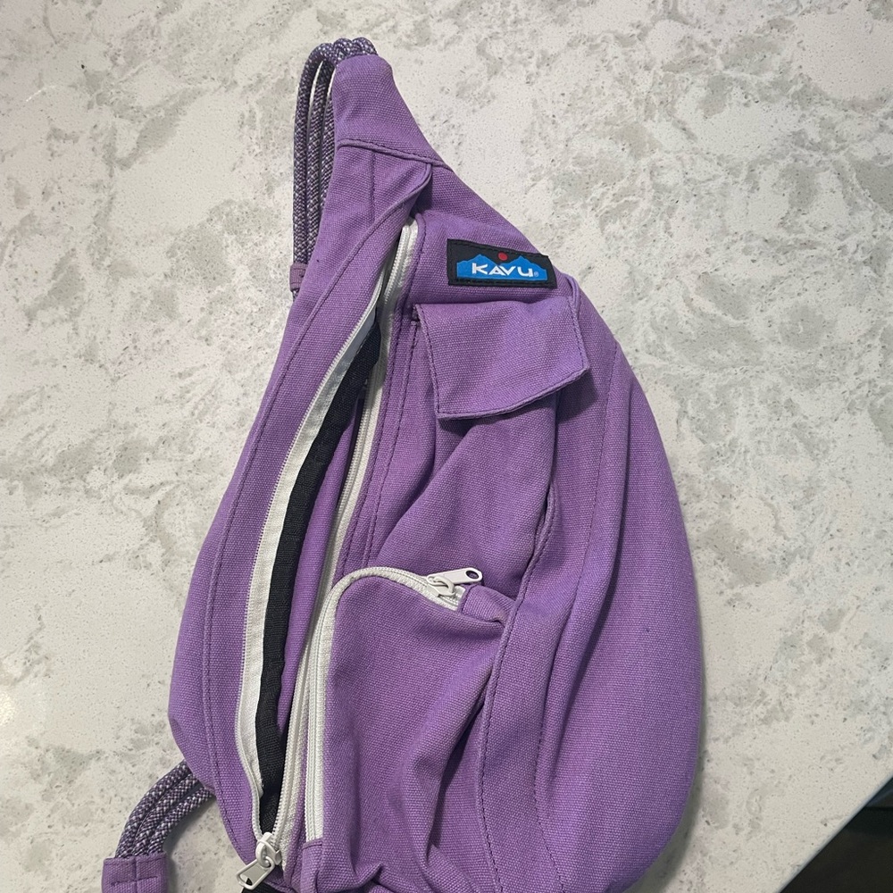 KAVU adjustable shoulder sling bag